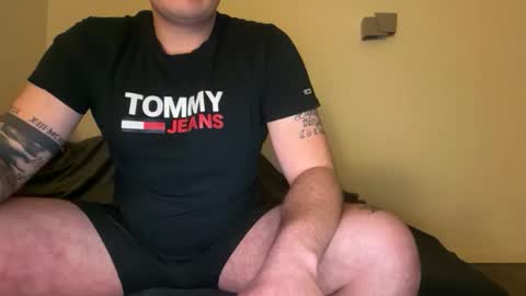 Tom online show from January 17, 1:26 am