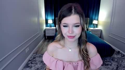 Alice online show from October 5, 8:27 pm