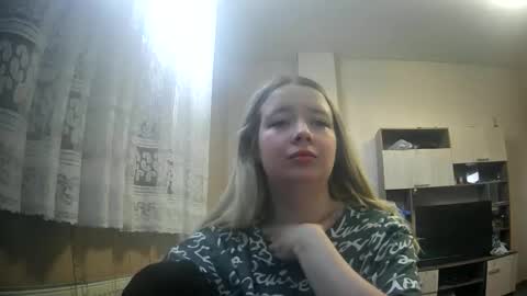 Snapshot of universeemily chatting on October 14, 7:11 am UniverseEmily online show from October 14, 7:11 am