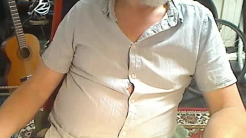 Freddie online show from October 13, 1:18 am