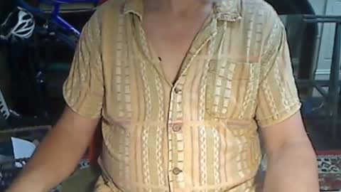 Freddie online show from February 19, 2:33 am