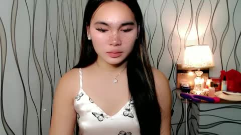 QUEENSY online show from October 25, 6:13 am