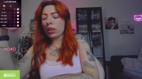 Snapshot of ur_olivia chatting on October 10, 5:08 pm Olivia Kaufman online show from October 10, 5:08 pm