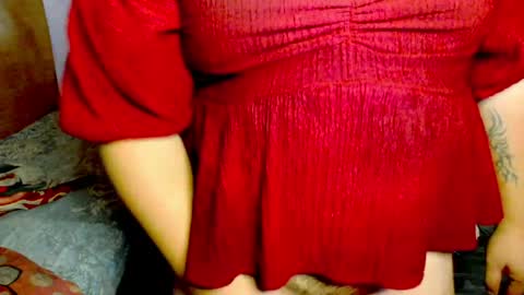 pretitit micole online show from April 9, 10:43 am