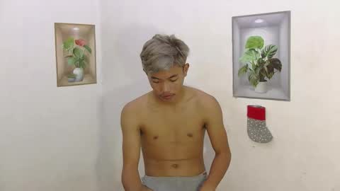 urasian_jomarie online show from February 13, 11:13 am