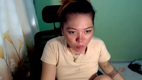 Snapshot of urasian_joy chatting on September 28, 10:41 pm urasian_joy online show from September 28, 10:41 pm
