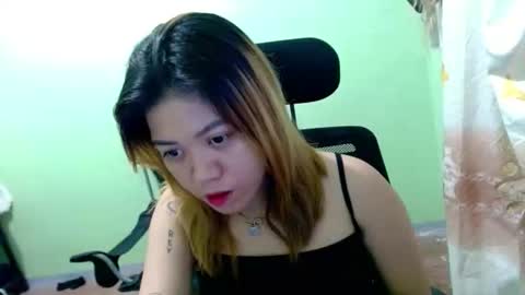 Snapshot of urasian_joy chatting on September 13, 8:11 pm urasian_joy online show from September 13, 8:11 pm
