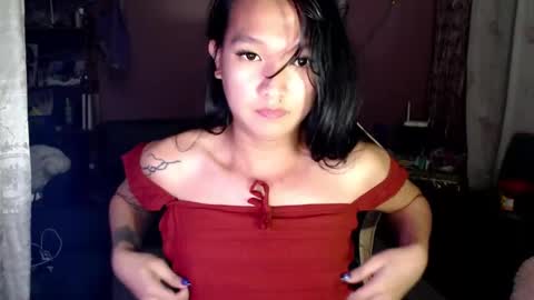 NEWRA  ALLISON online show from March 8, 1:06 am