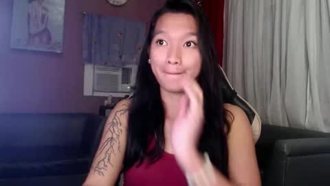 NEWRA  ALLISON online show from October 13, 5:48 pm