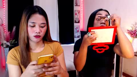 Olivia online show from February 15, 6:33 am