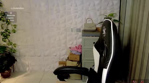 urasianpinayjudyxxx online show from February 27, 6:33 pm