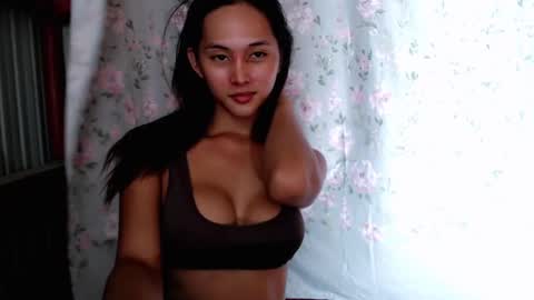 Snapshot of urasianshizuka chatting on December 31, 5:44 am SHIZUKA online show from December 31, 5:44 am