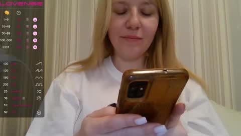 Snapshot of urbadkitty chatting on January 10, 12:47 pm urbadkitty online show from January 10, 12:47 pm