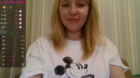 Snapshot of urbadkitty chatting on February 22, 3:14 pm urbadkitty online show from February 22, 3:14 pm