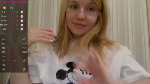 Snapshot of urbadkitty chatting on March 1, 12:56 pm urbadkitty online show from March 1, 12:56 pm