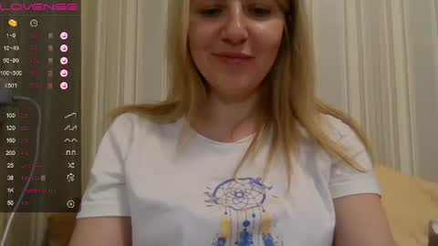Snapshot of urbadkitty chatting on March 6, 1:46 pm urbadkitty online show from March 6, 1:46 pm
