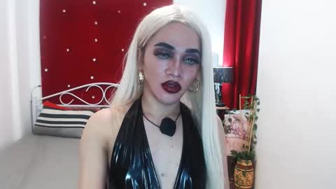 KENDALL online show from February 21, 6:15 pm