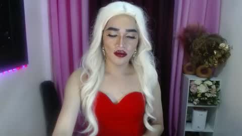 KENDALL online show from November 26, 4:04 pm