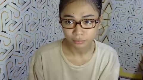 ayumi reacher online show from March 18, 7:25 am