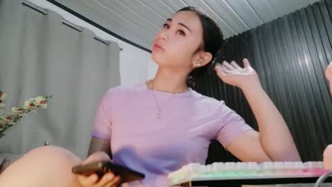 urfave_bbgirl online show from February 19, 12:04 pm