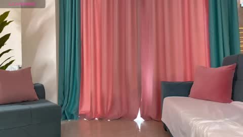 Jenny online show from April 18, 9:22 am