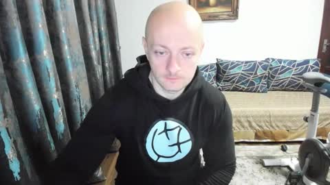 UrGymCrush online show from October 12, 9:38 pm