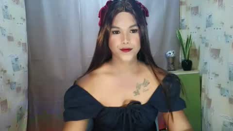 urhotfucker_eric online show from February 18, 9:42 am