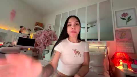 urlittlefilipina online show from February 22, 5:59 pm