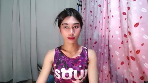 urloverjasmine_xx online show from April 21, 2:46 pm