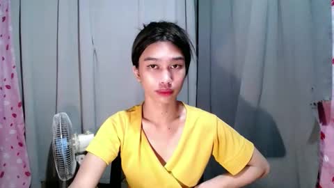 urloverjasmine_xx online show from April 25, 5:43 pm