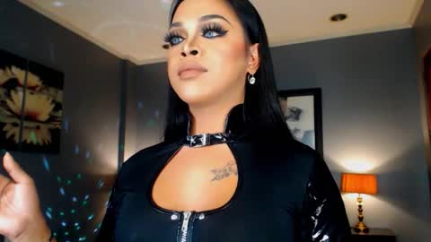 UrMajestyTyra online show from September 17, 3:21 am