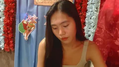 ashly salgado online show from December 19, 9:16 am