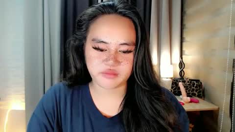Snapshot of urnaughty_ceciliaxxx chatting on September 18, 3:27 pm cecilia online show from September 18, 3:27 pm