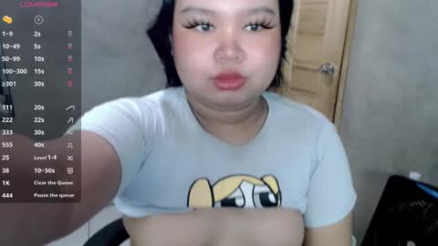 Snapshot of urpinayslutxxx chatting on December 29, 7:32 pm Jane online show from December 29, 7:32 pm