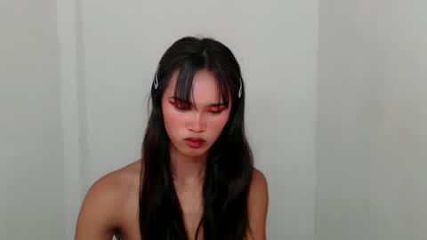Snapshot of ursandra_xx chatting on February 7, 8:31 pm ursandra_xx online show from February 7, 8:31 pm