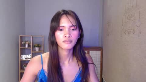 Snapshot of ursandra_xx chatting on March 10, 6:38 am ursandra_xx online show from March 10, 6:38 am