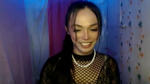 TYRA online show from March 9, 7:51 pm