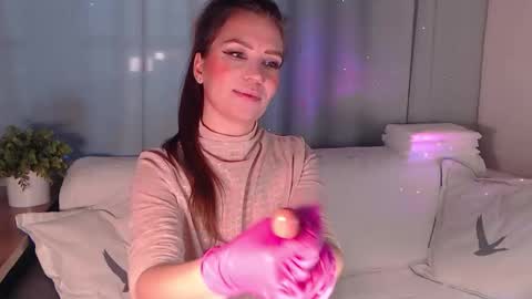 Silvia online show from November 26, 8:22 am