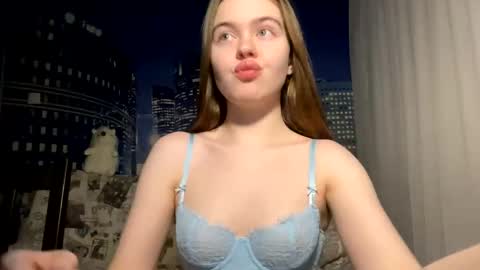 Snapshot of ursoulandheart chatting on March 2, 12:09 am Hannah online show from March 2, 12:09 am