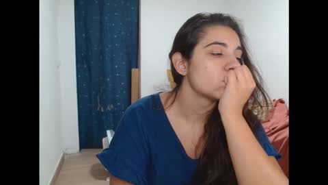 Snapshot of ursumi1 chatting on September 22, 6:17 am ursumi1 online show from September 22, 6:17 am