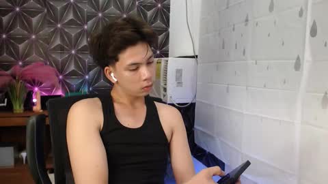 Snapshot of ursweet_jade chatting on September 19, 12:31 pm ursweet_jade online show from September 19, 12:31 pm