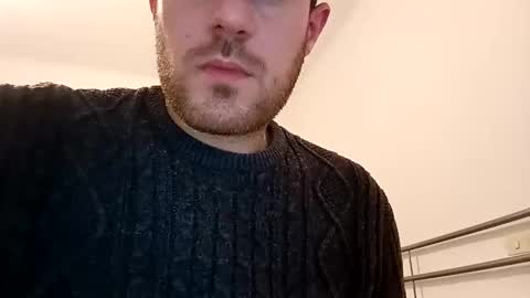 ursweetdreamx online show from January 18, 9:46 pm