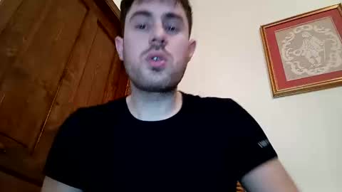 ursweetdreamx online show from April 2, 9:49 am