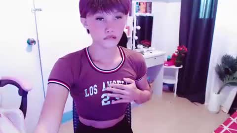 Snapshot of ursweetgirlsammy19 chatting on September 11, 2:13 am sammy the nughty girl who can make you happy online show from September 11, 2:13 am