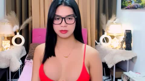 urwildest_margaret online show from November 22, 10:57 am