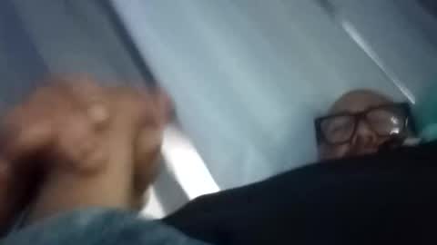 uwannnas online show from April 16, 4:18 pm