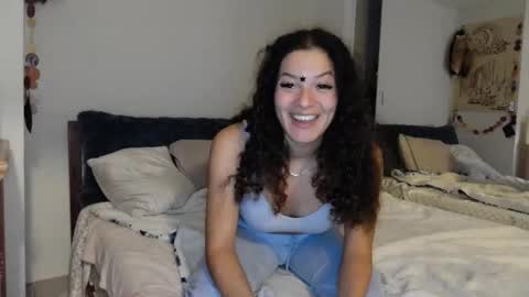 uwuSummer online show from January 10, 5:02 am