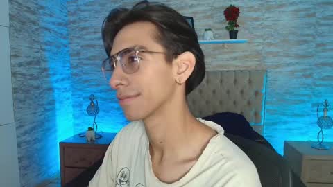 UYUKIE online show from November 6, 12:30 pm