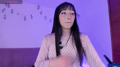 v1cky_ online show from February 21, 12:46 am