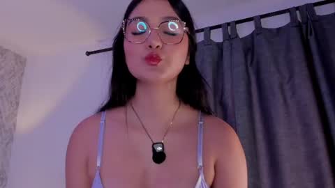 Vaalentina Lux online show from July 17, 2:52 pm